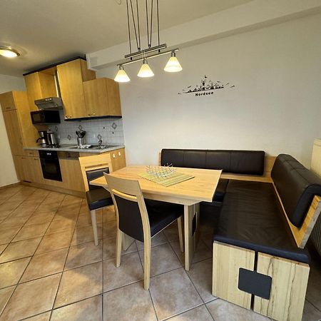 Ferienwohnung Roter Sand เอเซินส์ ภายนอก รูปภาพ