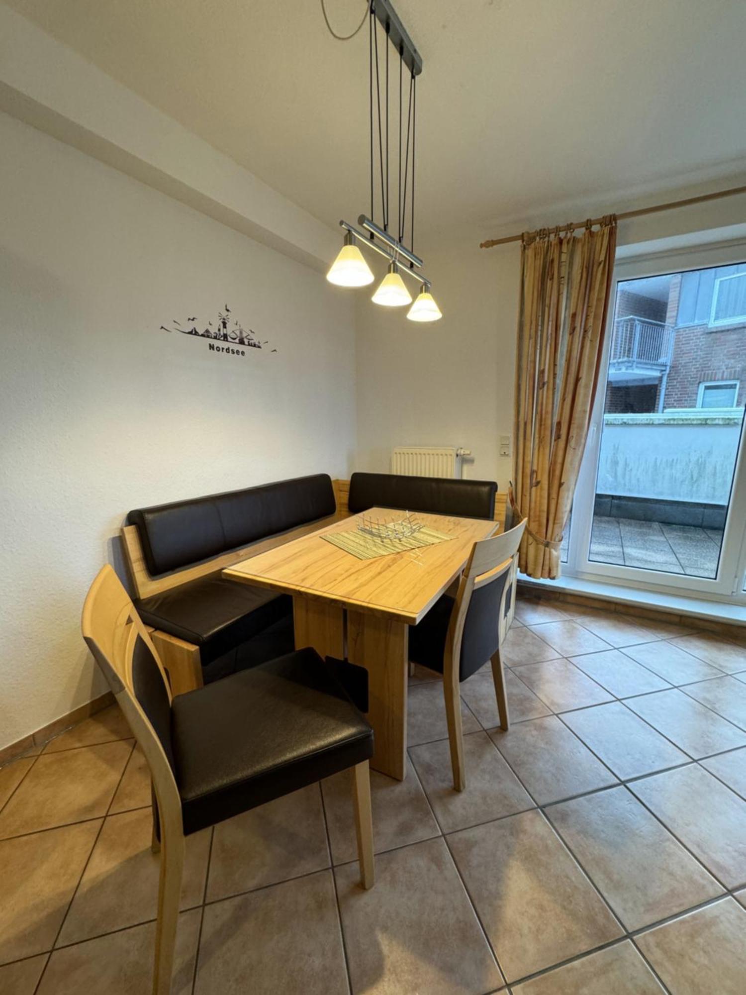 Ferienwohnung Roter Sand เอเซินส์ ภายนอก รูปภาพ
